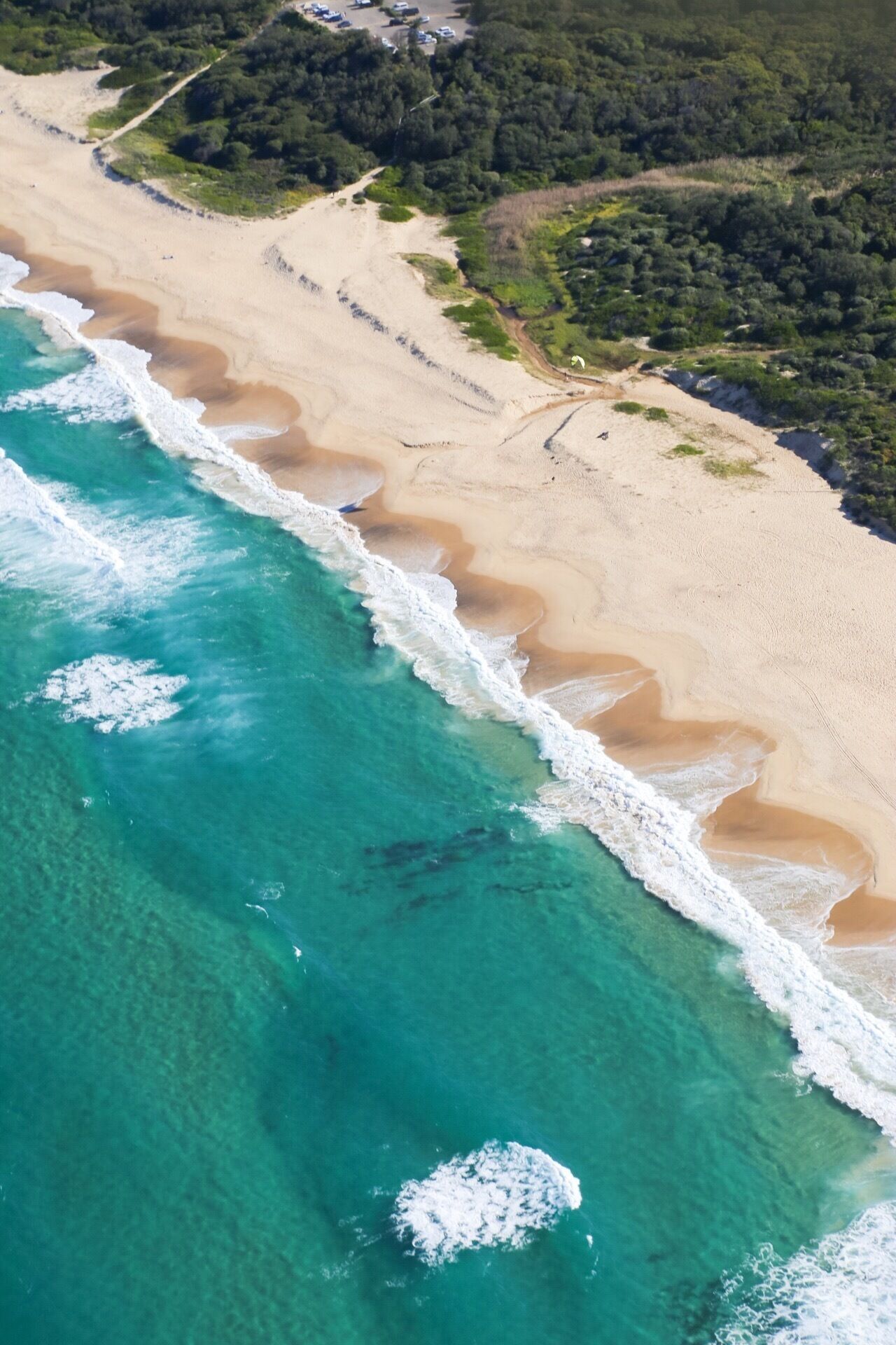 I recently took to the air to fly over my beautiful hometown, Newcastle 🚁 I love where I am from but oh my goodness seeing it from above made me fall in love with it even more!