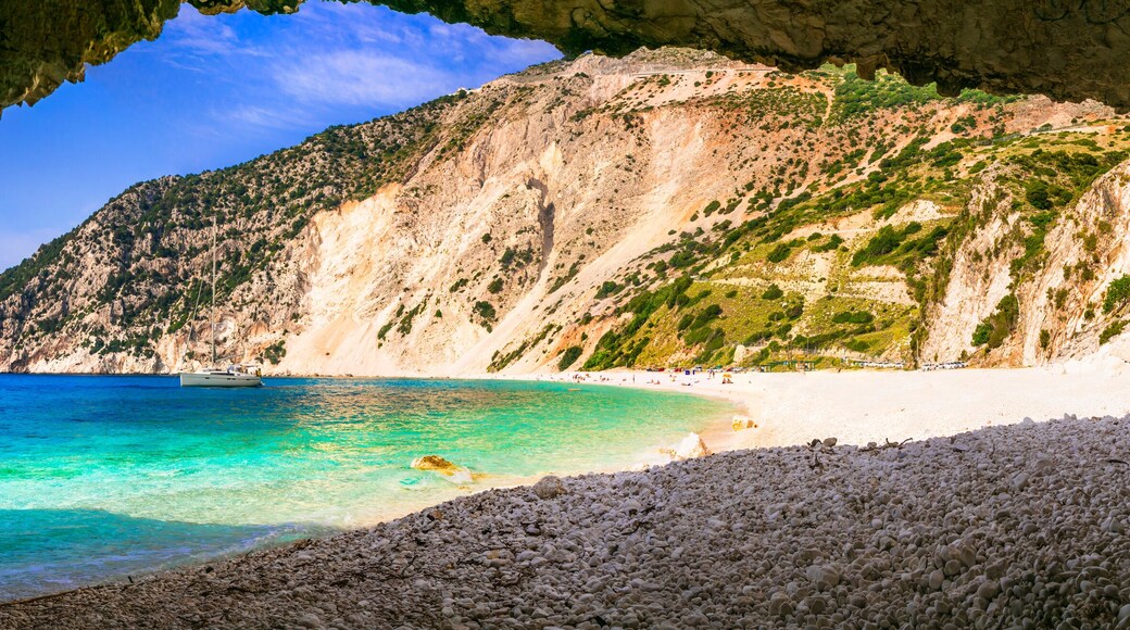 Best beaches of Greece - Myrtos in Kefalonia island
