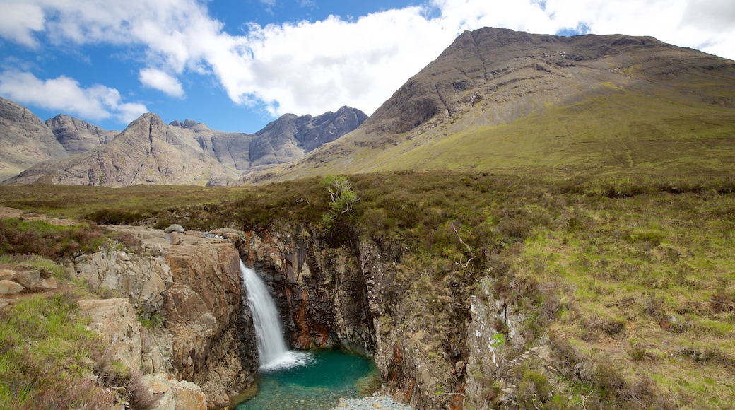 Isle of Skye showing tranquil scenes, a river or creek and mountains