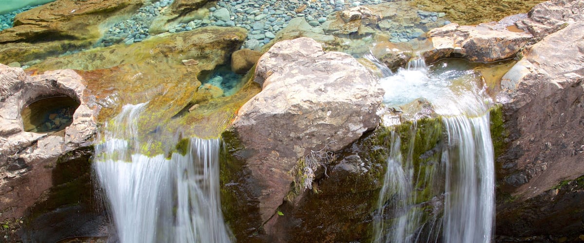 Isle of Skye featuring a river or creek