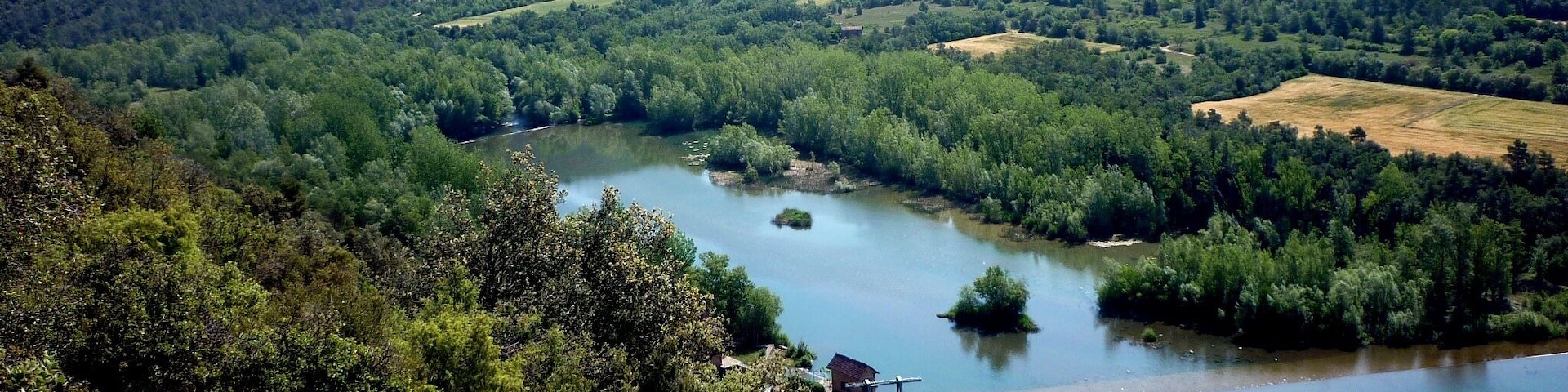This is a a photo of a wetland in Catalonia, Spain, with id: