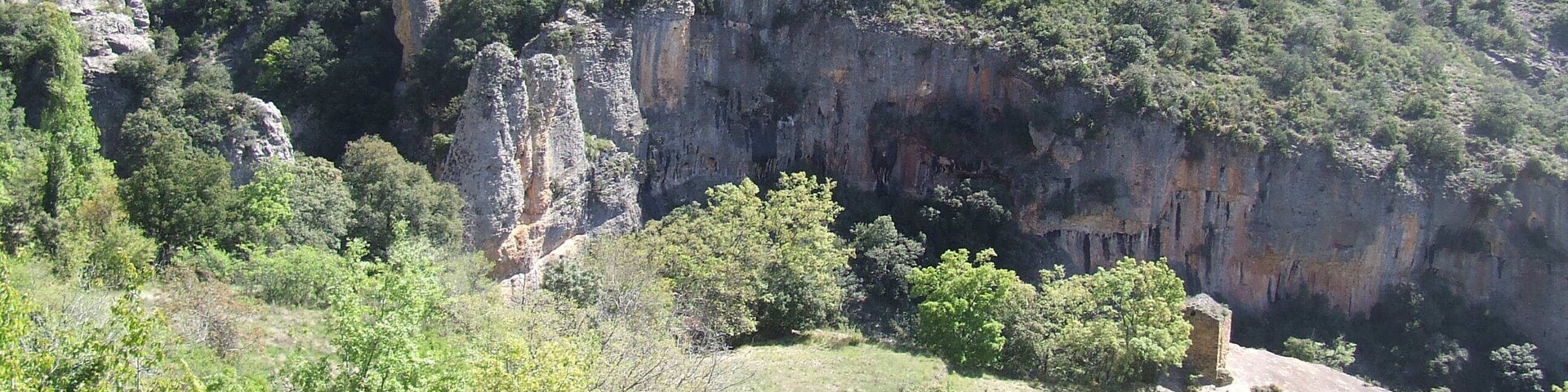 El Forat del Toscar, on es forma el barranc dels Lleons (Gurp de la Conca, Tremp, Pallars Jussà)