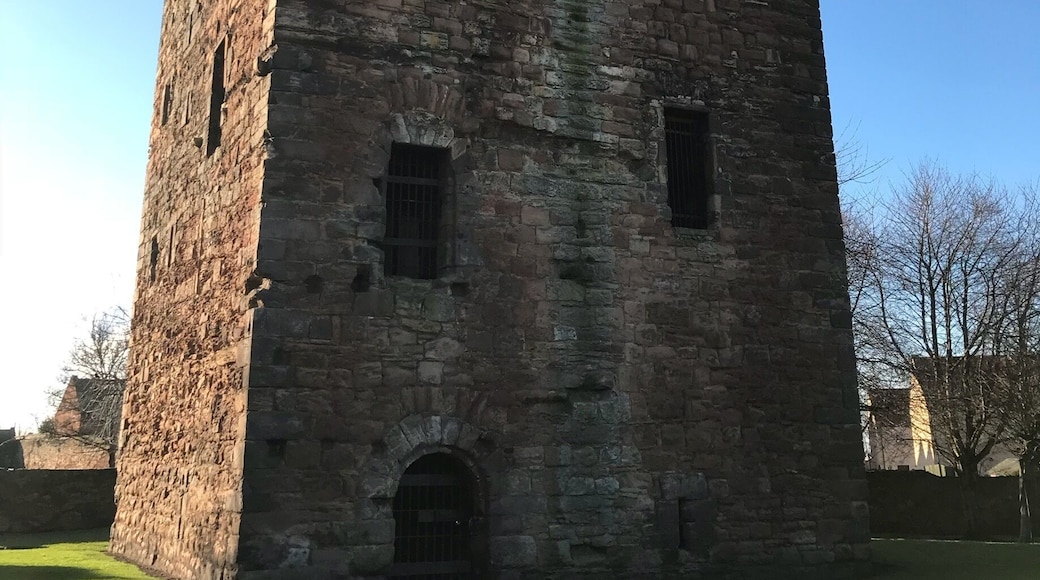Preston Tower - ruined Tower House in Prestonpans.