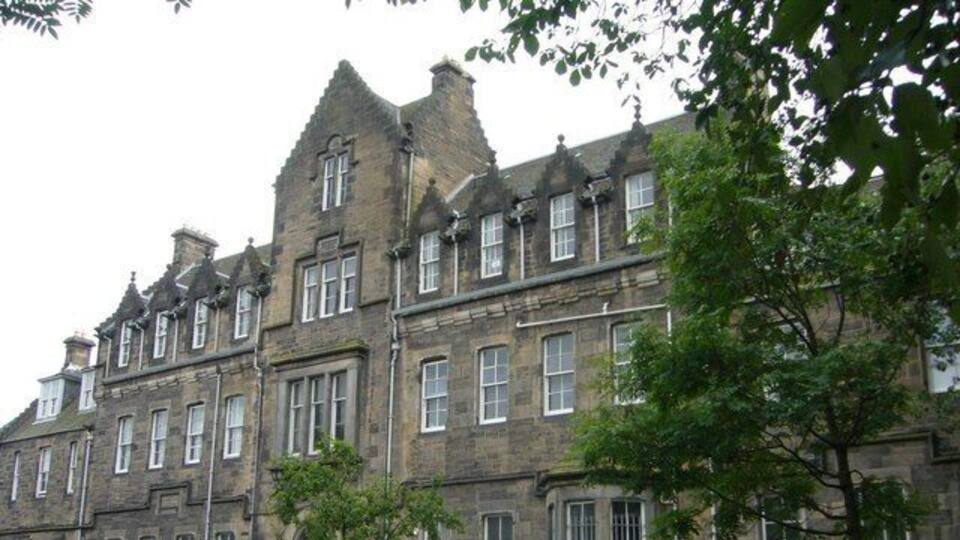 Springwell House, Gorgie Road The building, from the 1840s, was formerly the Edinburgh Magdalene Asylum, an institution that witnessed the darker side of Edinburgh's past. When it declared itself bankrupt in 1950 the Council took over the premises which are now used as a Social Work Centre. http://edinburghsdarkside.blogspot.com/2009/02/edinburgh-magdalene-asylum.html