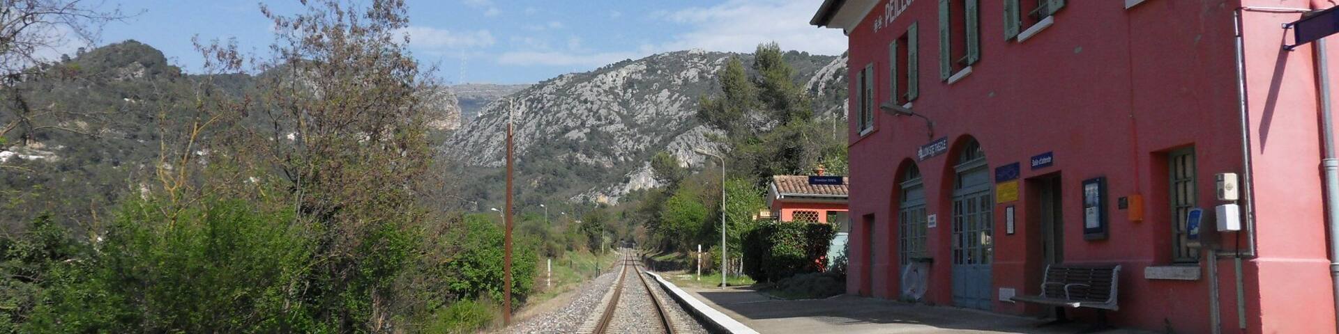 Gare de Peillon-Sainte-Thècle sur la Ligne de Nice à Breil-sur-Roya.
