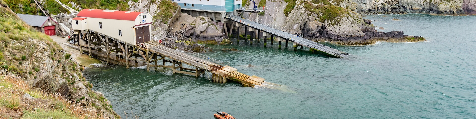 alte und neue RNLI, St, Davids, Lifeboat, Station zur Seenotrettung in Pembrockshire