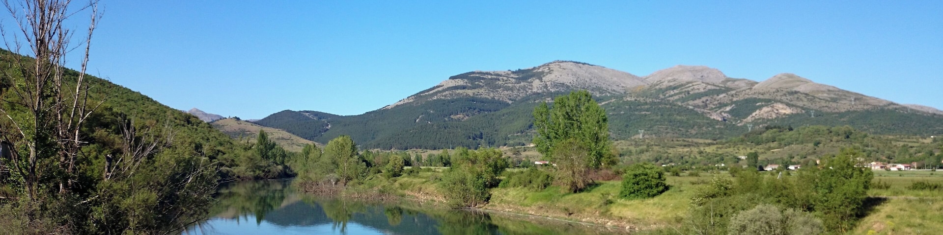Río Esla aguas abajo de Cistierna