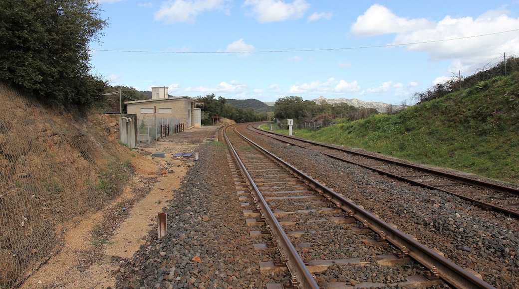 Monti, stazione ferroviaria di Chirialza