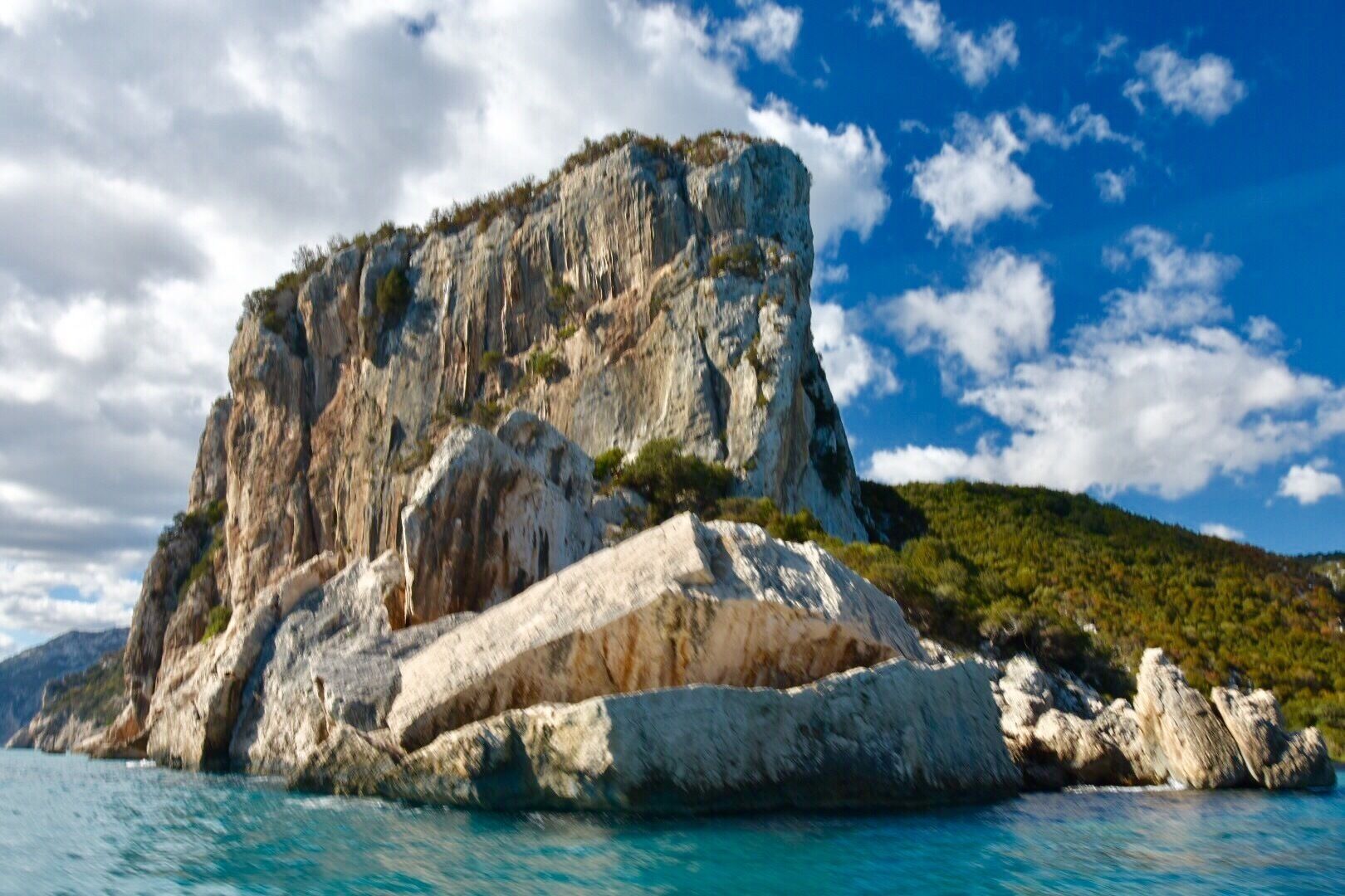 This beach is only accessible by a 2hr hike from the road or a boat ride. The waters are protected so boats are not allowed within a 300mtr radius. Well worth a visit as it's listed in the lonely planet's top ten of beautiful beaches in the world 