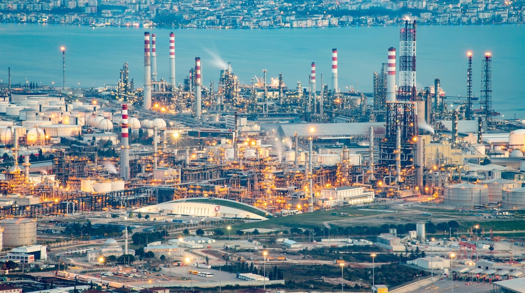 Oil refinery factory on the sea in Izmit, Turkey. Petrochemical plant structure on manufacturing oil refinery. Tupras Izmit petroleum refinery. Tupras is Turkey's largest oil refinery.
