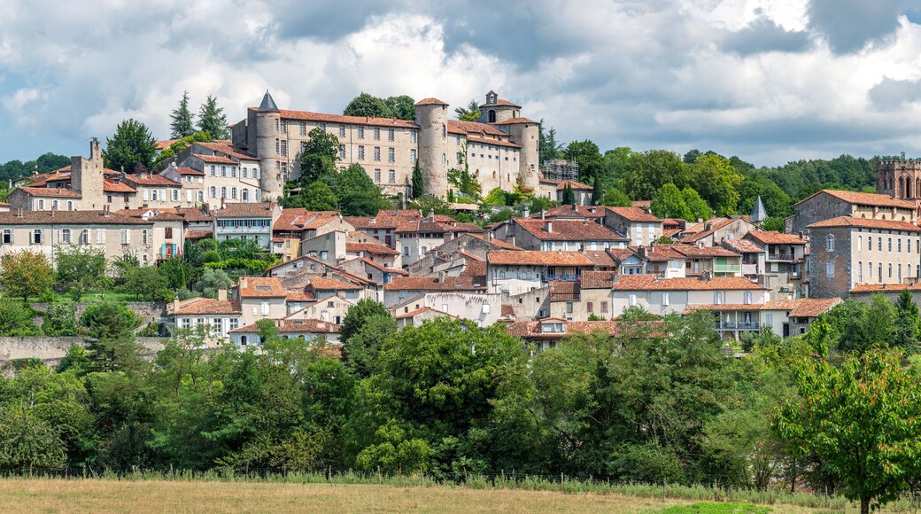 Palais des évêques de Saint-Lizier lieux célèbres à visiter dans le sud-ouest de la France
