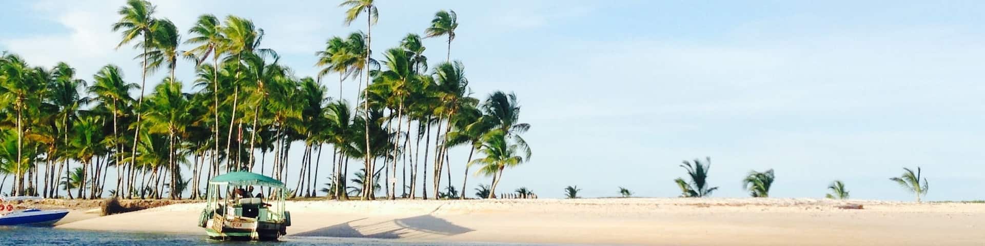 Time stops when you arrive on the amazing island of Boipeba in North Brazil. Take your time to enjoy a CaĂŻpirinha on the wild side đž
#brazil #LifeAtExpedia #traveladdict #askmariawhere2go