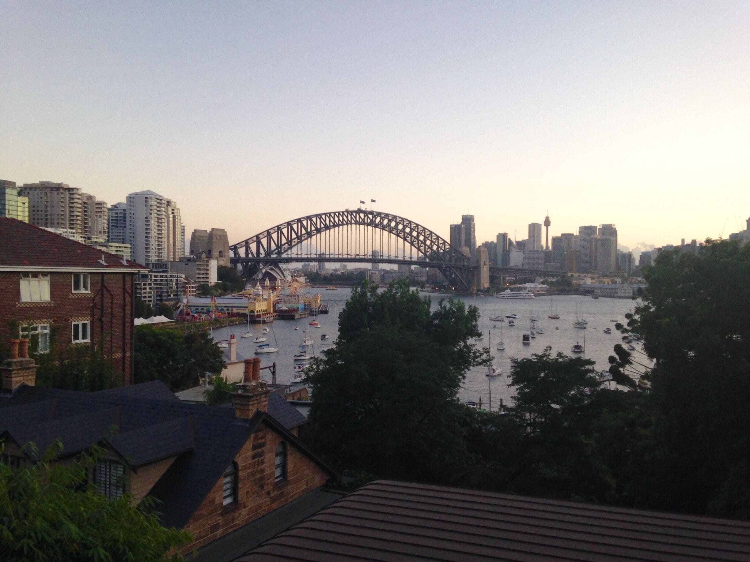A beautiful view of the harbour bridge in Sydney! I can't wait to go back this year