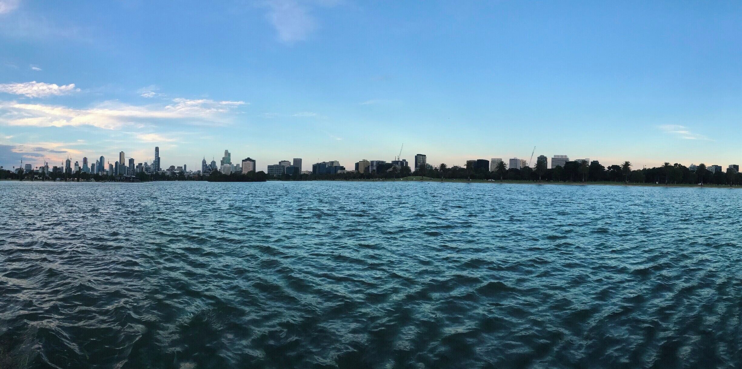 Albert Park Lake in South Melbourne is a beautiful place to enjoy a warm summer's night in Melbourne. You can enjoy the area with a leisurely walk or bike ride around the lake, or use the facilities for a BBQ. #SMDdoesOZ #Melbourne #Australia