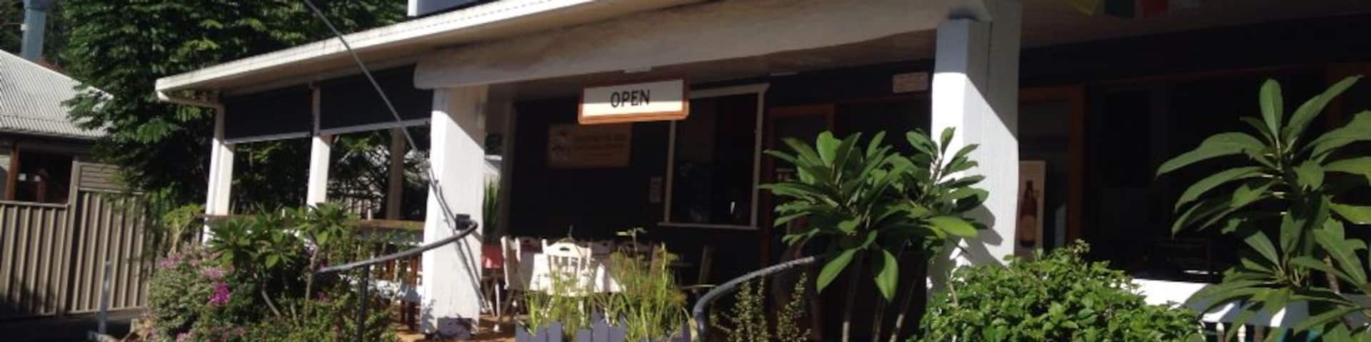 The sausage and mushroom rostie I had was to die for. Cute little cafe for those passing through.