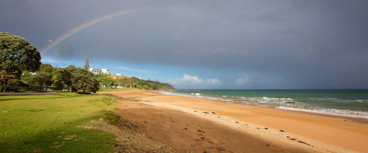 Cable Bay featuring a park, a sandy beach and general coastal views
