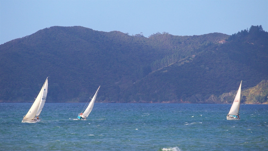 Cable Bay featuring a bay or harbour, tranquil scenes and boating
