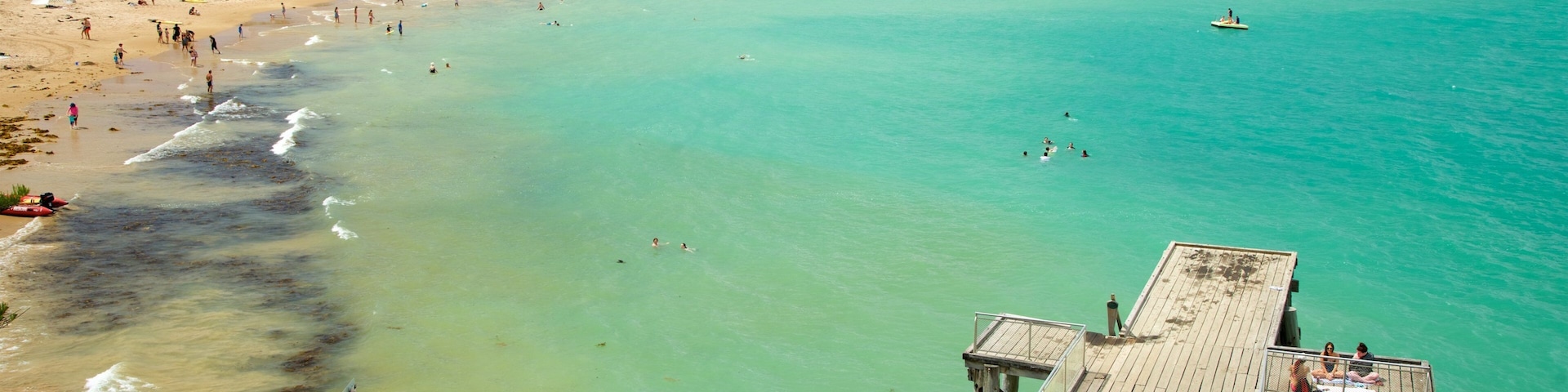 Port Elliot que inclui uma cidade litorânea, uma praia de areia e natação