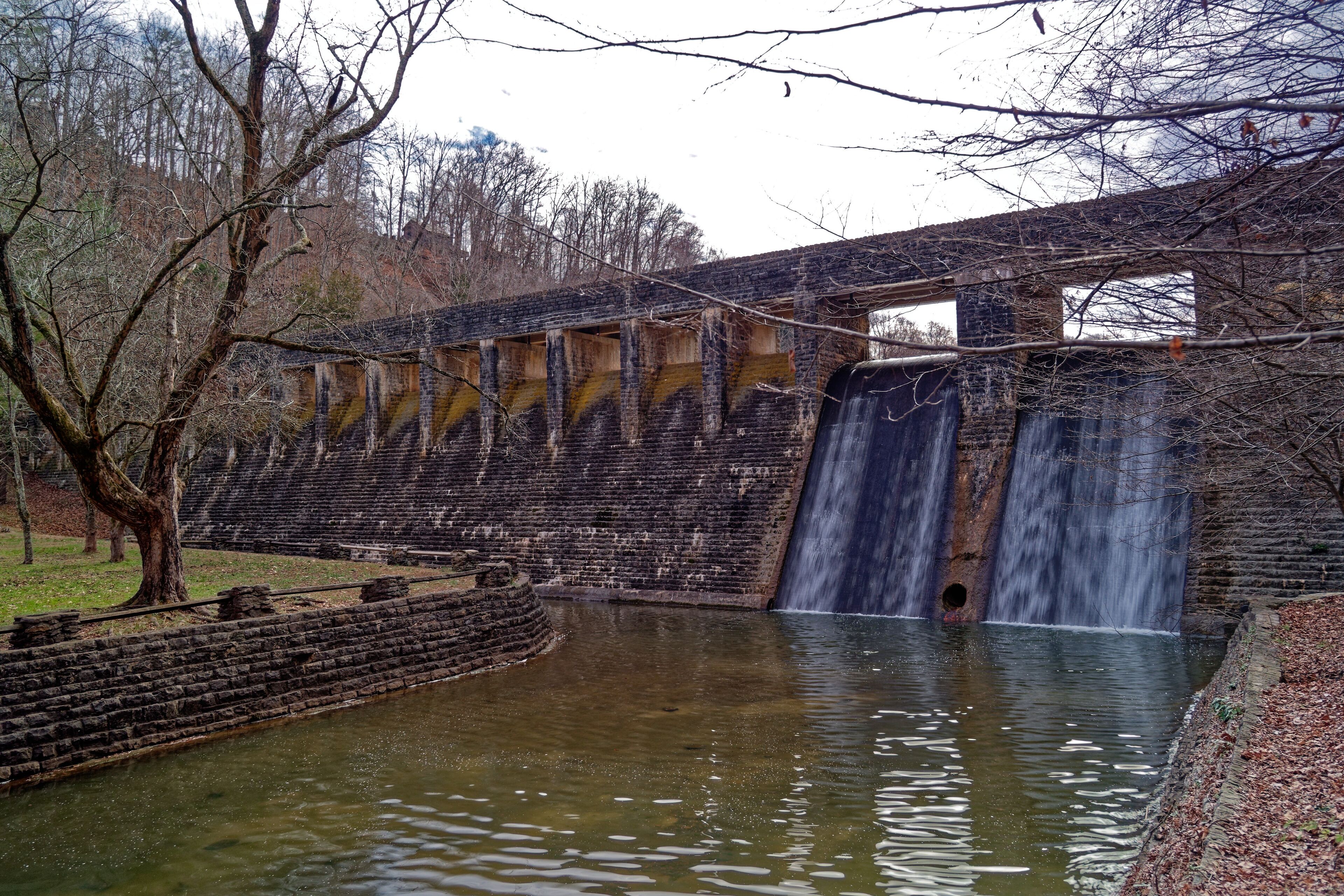 The bridge and dam at Standing stone state park in Tennessee