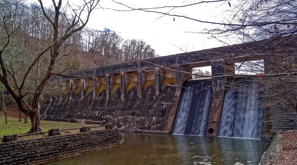 The bridge and dam at Standing stone state park in Tennessee