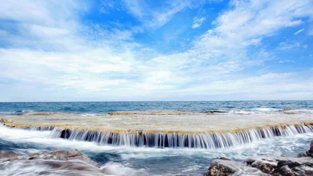 This is one of a kind waterfall-on-sea with pure blue water as a background at Rai cave. Rai cave is a famous place with anyone who loves Ninh Thuan. From the city center, you can easily get here by following a highway. The entrance fee is only 20 vnd (less than 1$). This place has majestic natural scenes: pure blue from the sky and the sea combine together with the waterfall as one. It is also true that picture cant describe how amazing nature here is. #BVSblue