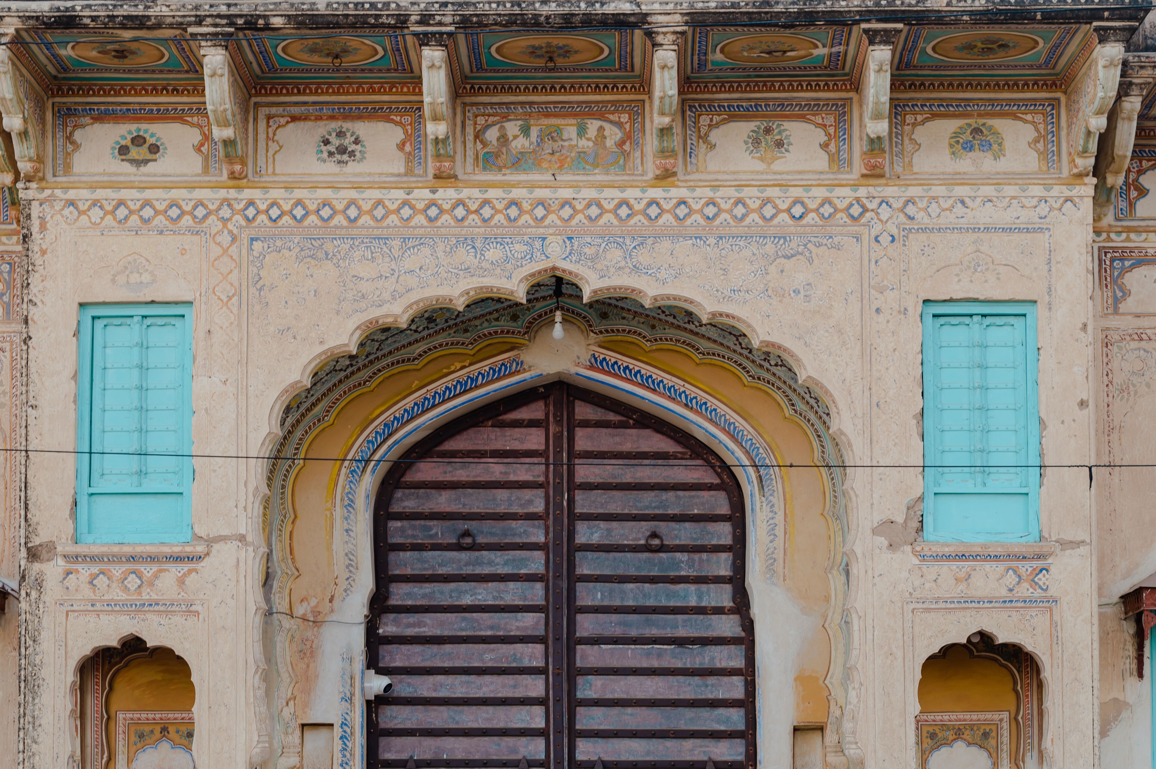detail of the facade of the cathedral