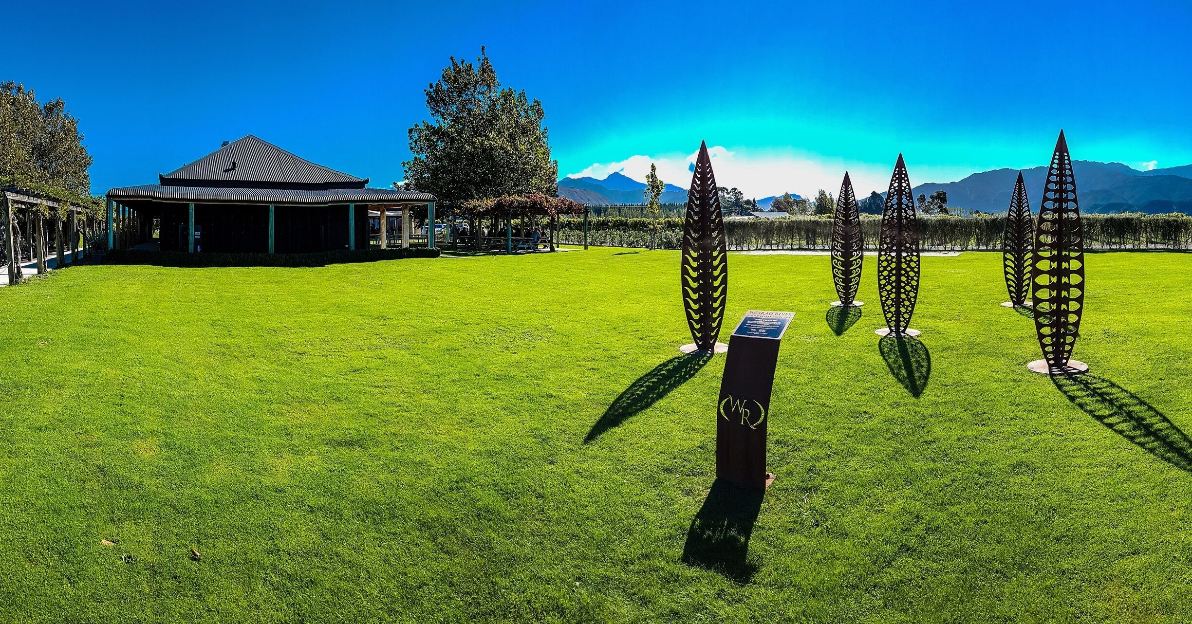 Excellent wines and a great place for lunch!