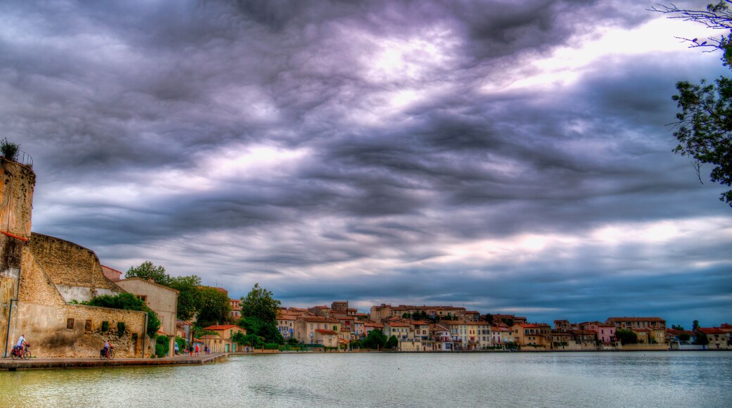 Le canal du Midi à Castelnaudary, Aude, France