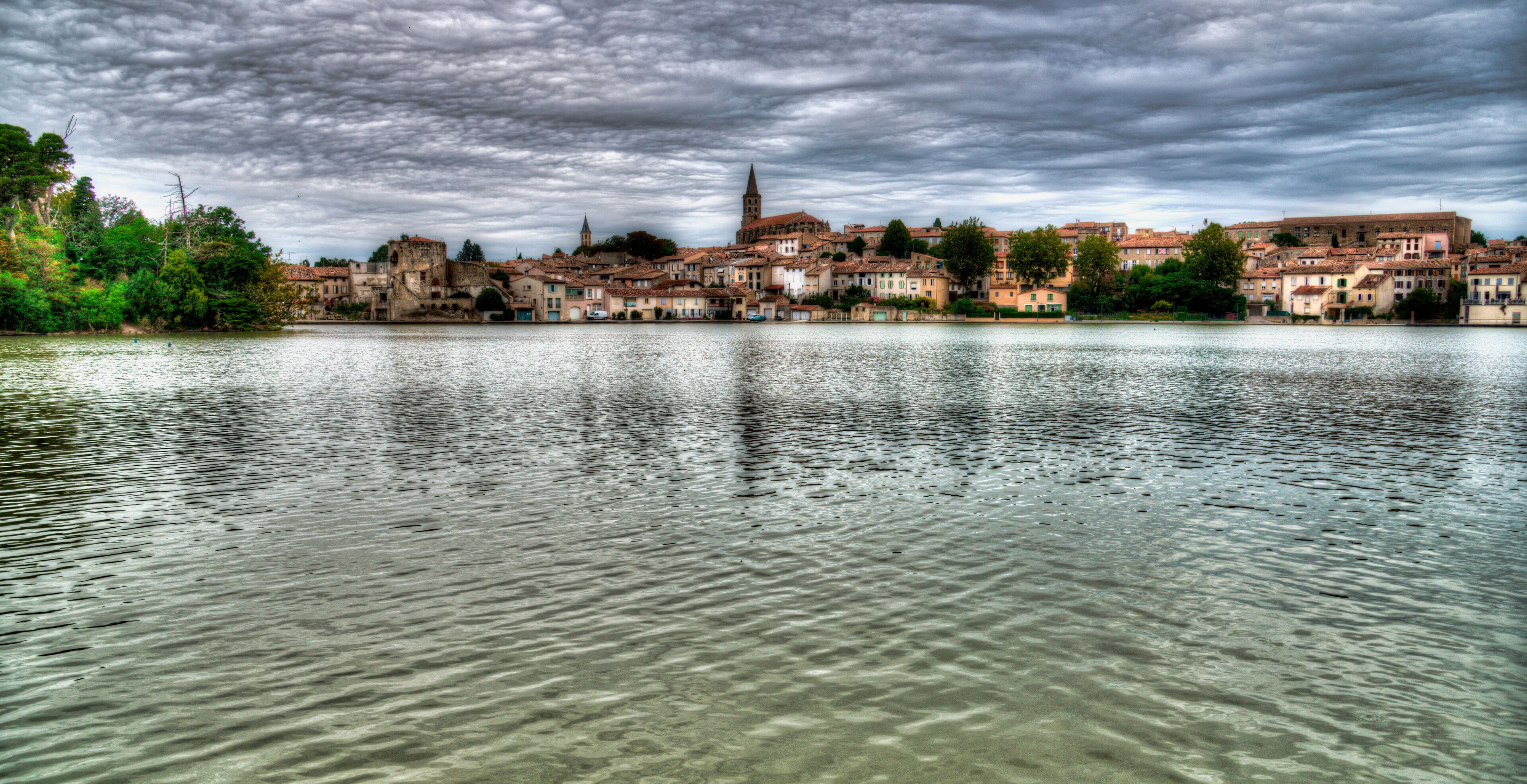 Le canal du Midi à Castelnaudary, France