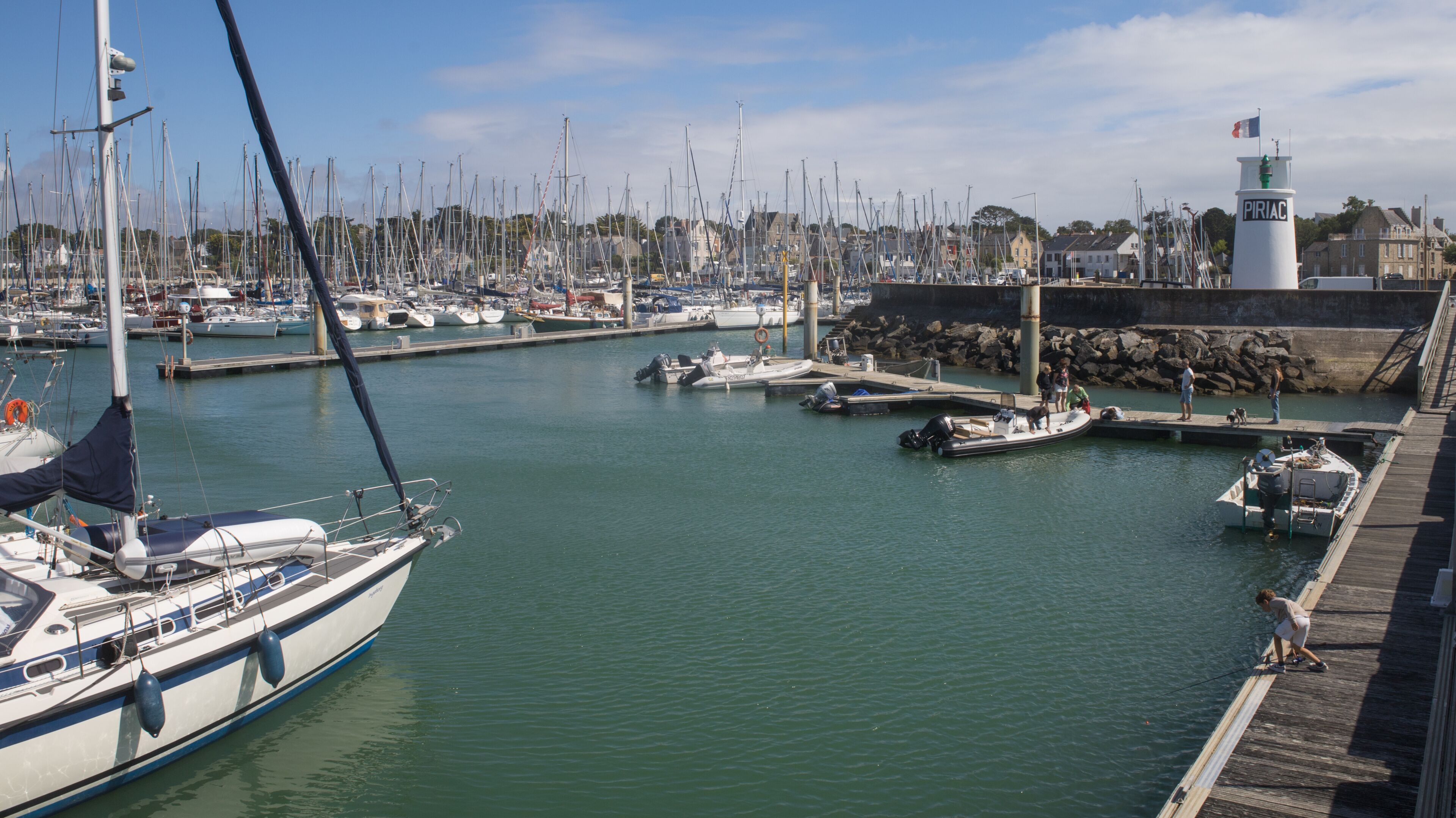 Port de Piriac-sur-Mer, une commune de l'Ouest de la France, située dans le département de la Loire-Atlantique, en région Pays de la Loire. Elle fait partie du pays de Guérande