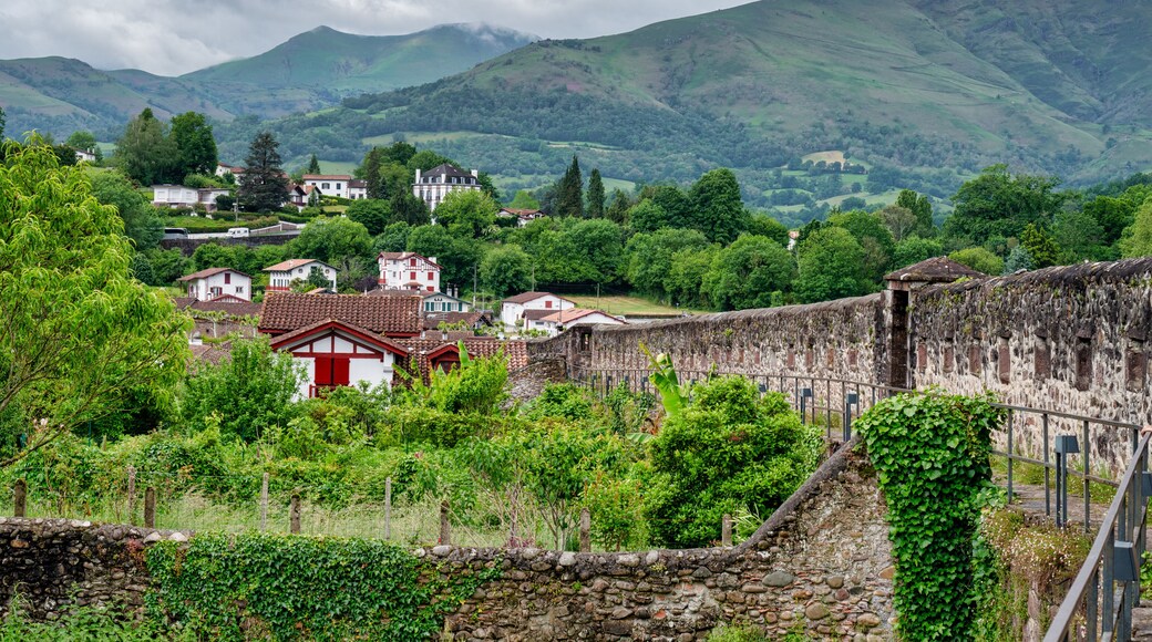 Walls of Saint Jean Pied de Port