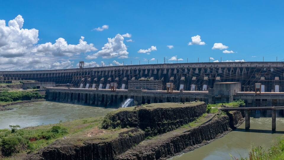 The Itaipu Dam is a hydroelectric dam on the Paraná River located on the border between Brazil and Paraguay.
