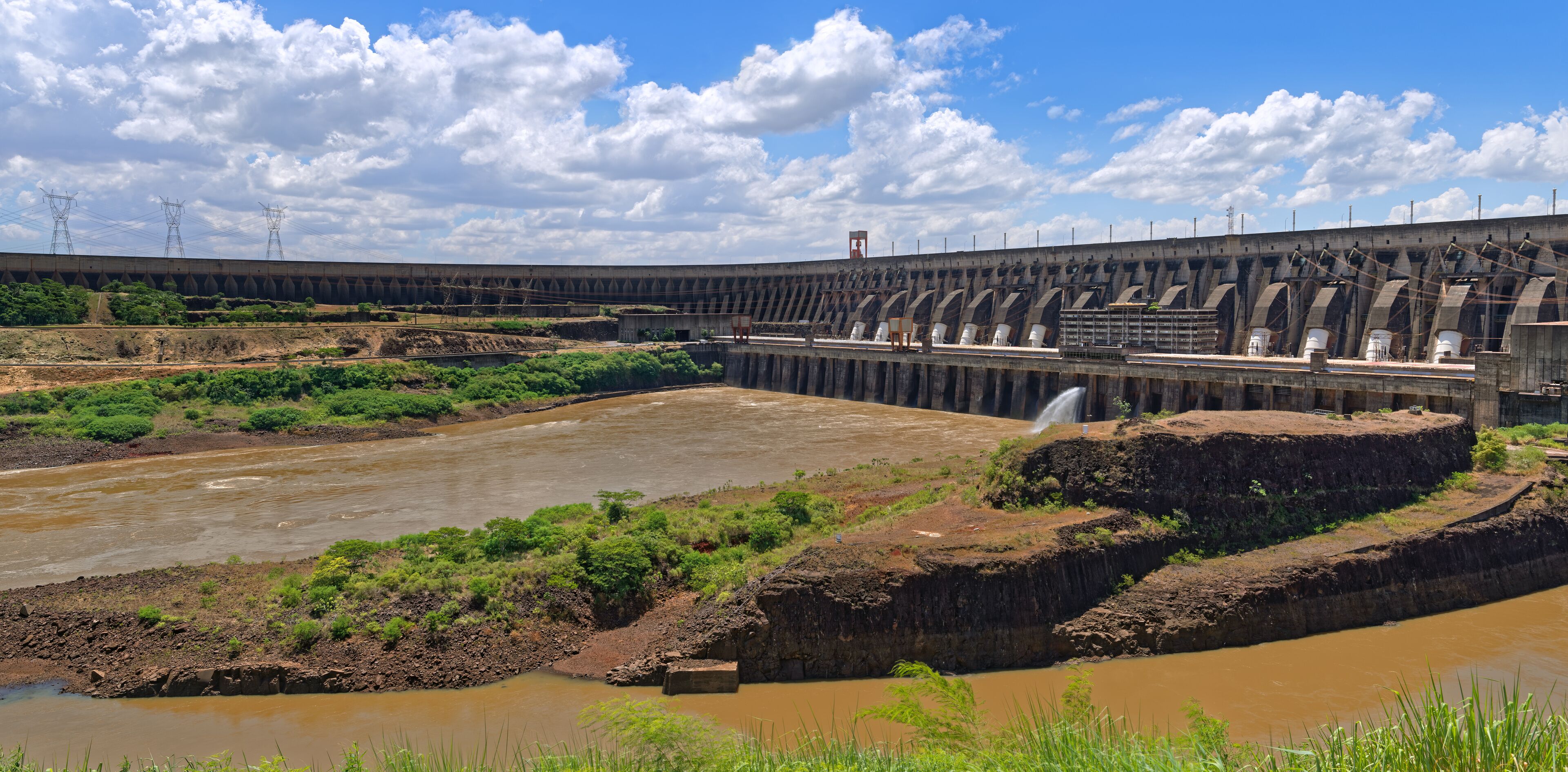 Itaipu dam and hydroelectric power plant