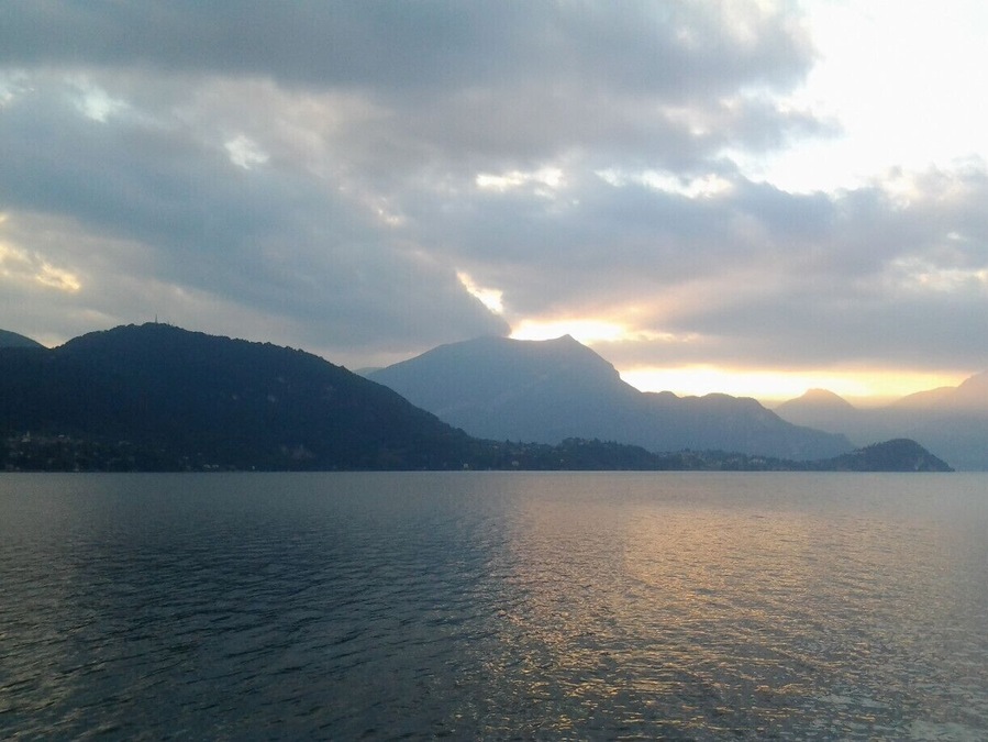 Sunset at Como lake, on the south-eastern branch (near Lecco). #goldenhour
Lecco can be a good alternative to Como to explore the surroundings of this beautiful lake. It is reachable by train in about 40 mins from Milano central station. Once in Lecco, it is also possible to rent bicycles (there are many beautiful paths along the lake) or take a train to one of the little villages nearby.
