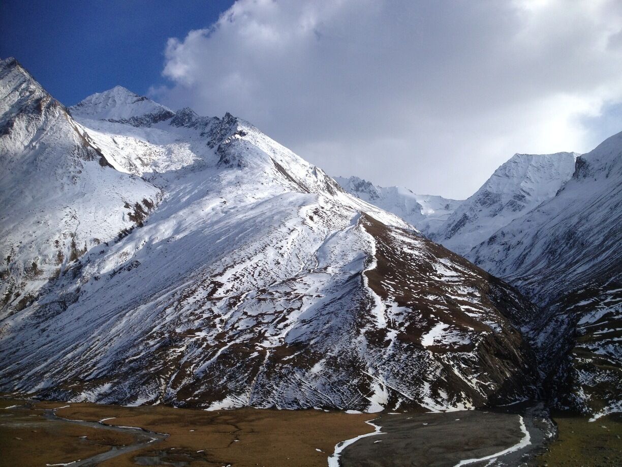 Crossing back to Srinagar over the Zoji La. One of the highest in the world at 11500 feet, we crossed over days before it closed for winter. Spectacular views. 