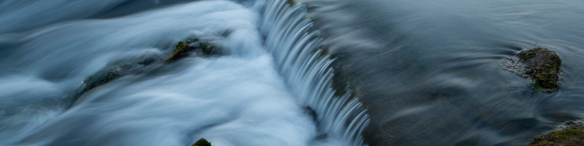 Hardy which includes a river or creek