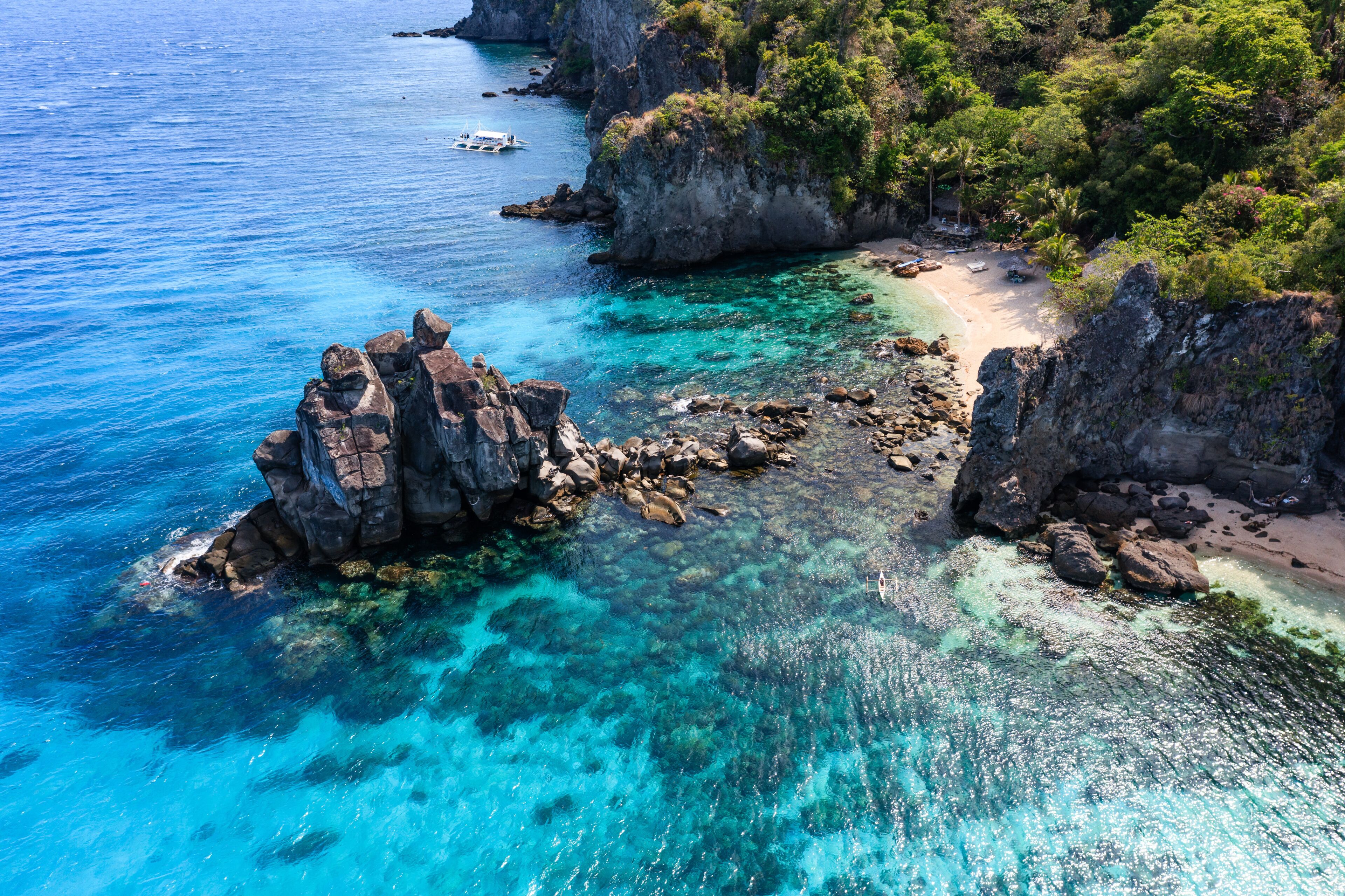 Aerial view of the coast, Apo island, Dumaguete, Philippines