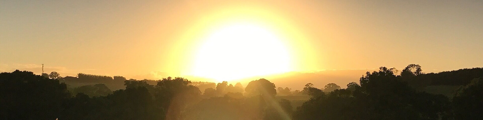 Sunnyside up Pearces Creek Rifle Range loop. Last Australia run of the year. #pearcescreek #riflerangeroad #alstonville #northcoast #sunrise #lifeatexpedia