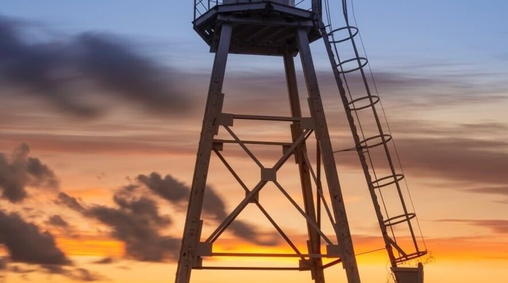 A static light lighthouse, would make an ideal foreground for Astro or LE startrail shots, taken 7th Aug around 9pm and the sun was setting directly behind it, in line with my position.