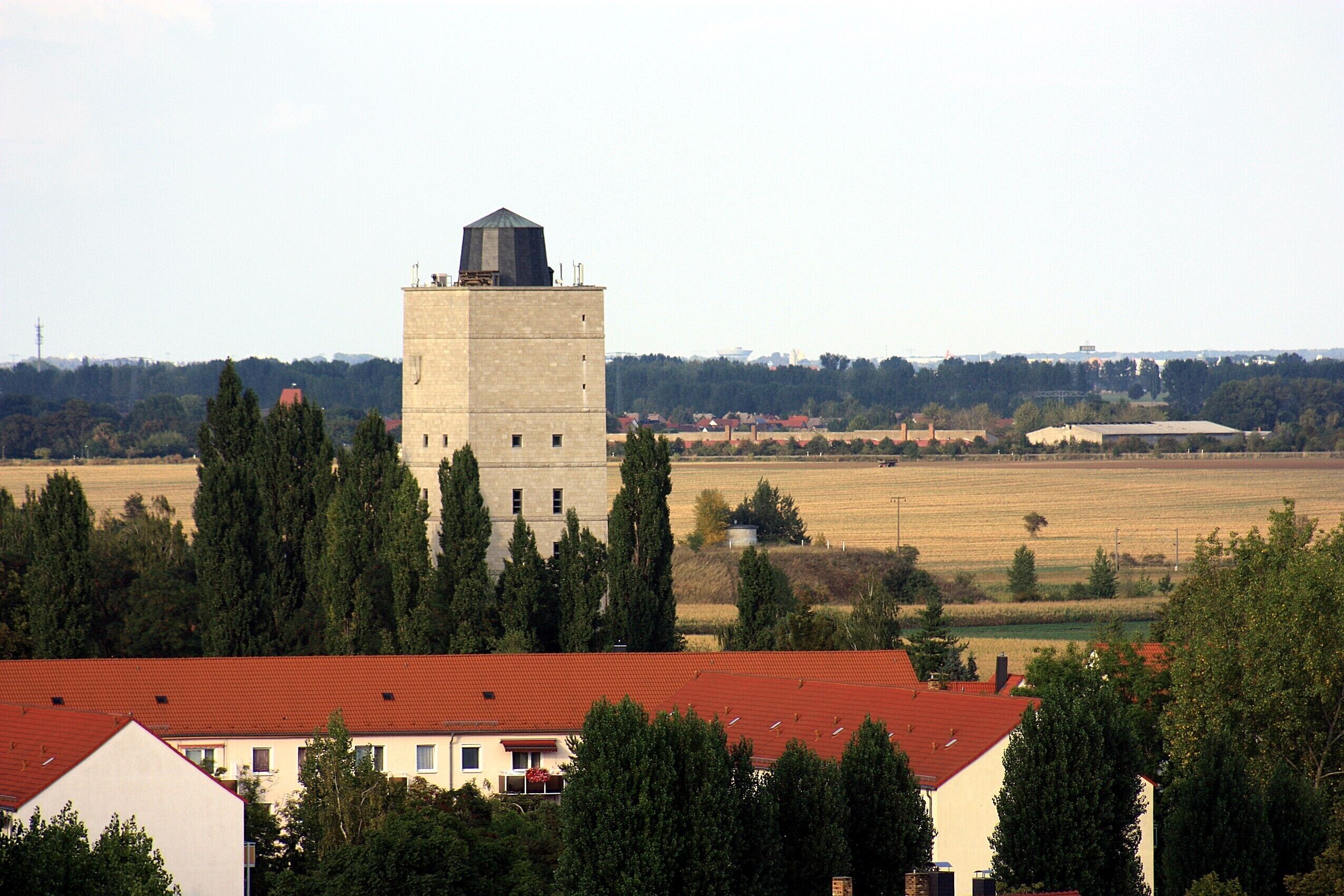 This is a picture of the Baudenkmal (cultural heritage monument) according to the Cultural Heritage Protection Law of Saxony-Anhalt with the ID