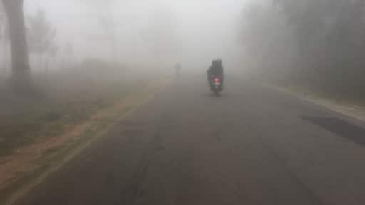 En route to Hogenakkal
#roadTrip
#foggyMorning