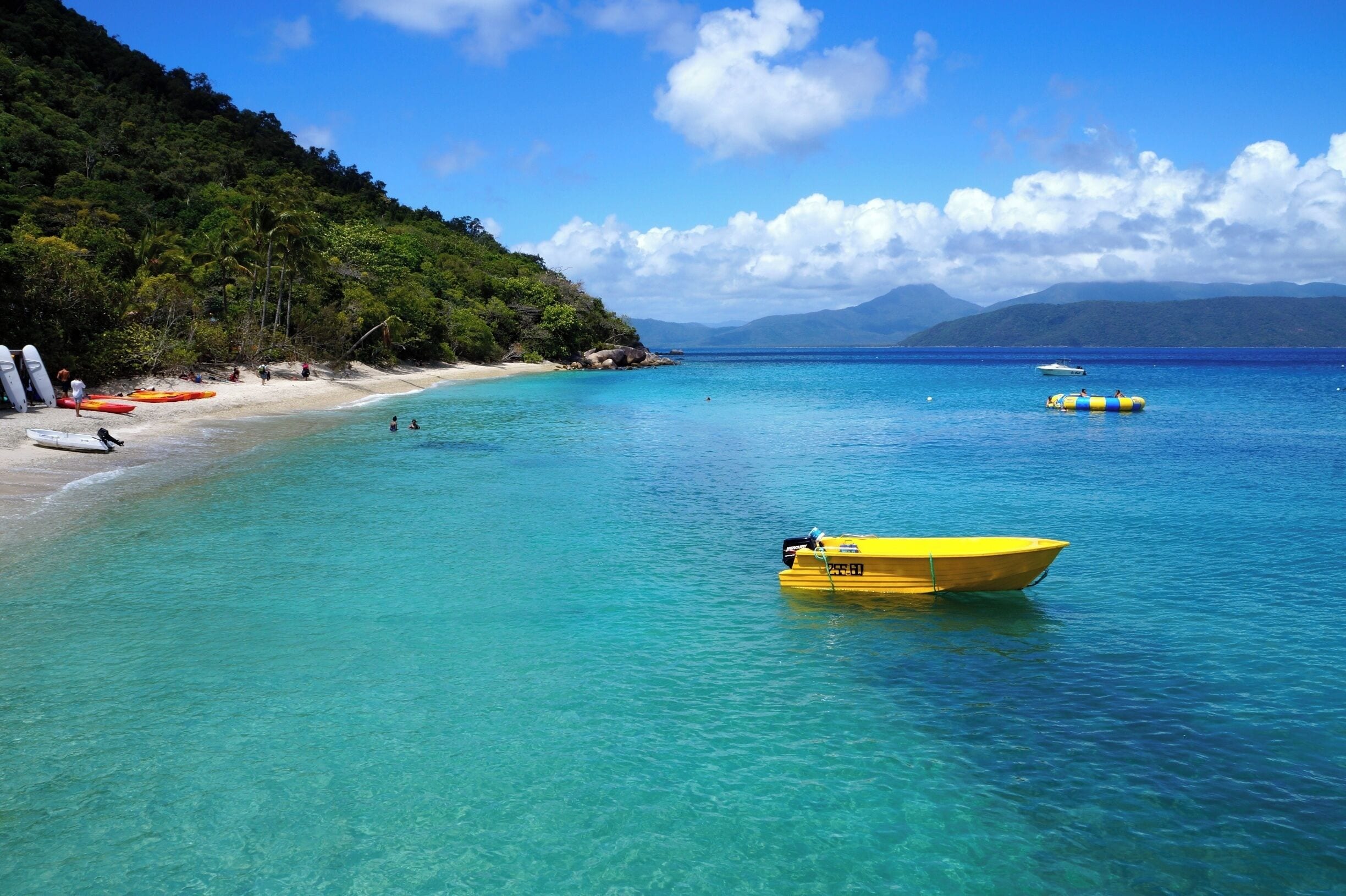 For only $88 you can get a return ferry to Fitzroy Island along with your snorkel gear! #waterlust #colorful

http://www.cheskiesgaplife.com/?s=fitzroy+island