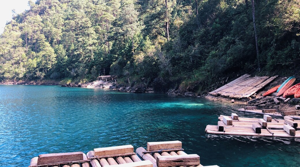 To avoid pollution you can only go to the other side in those #culture #mexican #chiapas #nature #ecofriendly