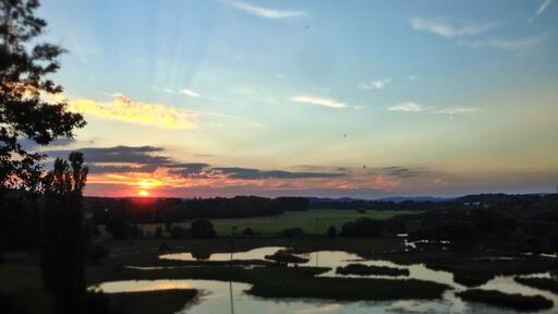Absolutely beautiful spot in the small village of Beeden. Go here for a pleasant walk and watch the sunset. Plenty of animals around here, too.