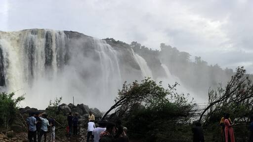 The Athirapally or ‘Bahubali’ waterfalls as it is popularly known after a scene for that film was shot at the site in its full glory thanks to heavy rains in the area.
More at: https://wp.me/p7CVI8-20z
#trovember #outdoors