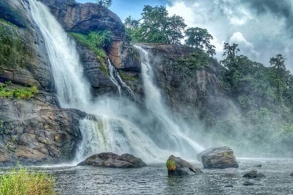 If you are traveling through South India, then i suggest you visit Athirappilly Waterfalls. It's about 70kms away from Kochi, Kerala. The view of the falls is stunning and the greenery around it can have your mind refreshed.
#nature #travel #asia #india