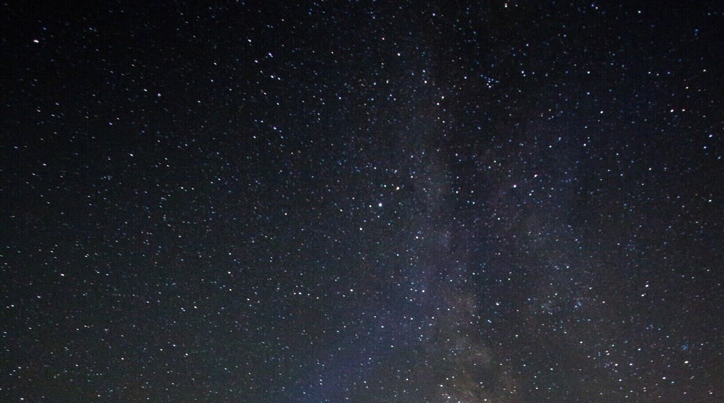 I took this picture last summer around Rivière-du-Loup, Quebec.
Light pollution is minimal north of Quebec City so you can enjoy clear dark skies at night.
This was my first try shooting the Milky Way. Looking forward to go back !
#LifeAtExpedia