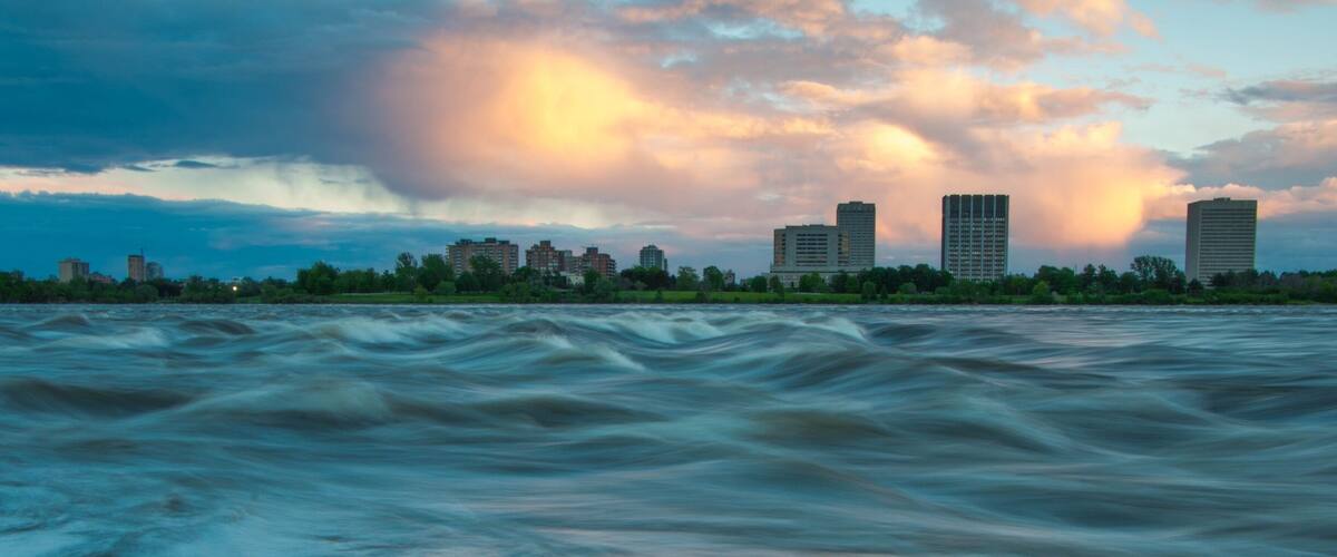 The ottawa river at sunset.
#BvSWater