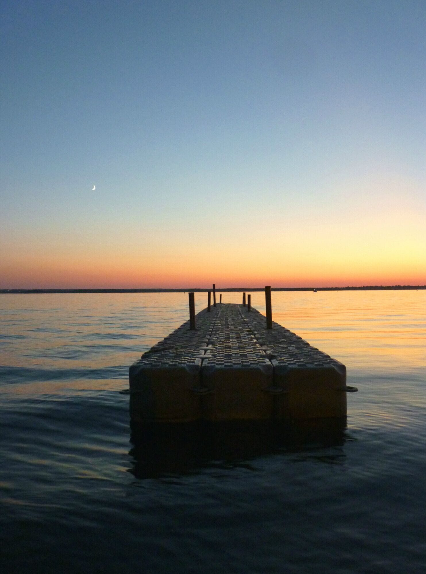 Twilight at the Marina.  This is a great spot for the beach, the sailing school, and the restaurant overlooking the river.  A beautiful spot for watching the sunset, and to have the beach to yourself.
#waterlust