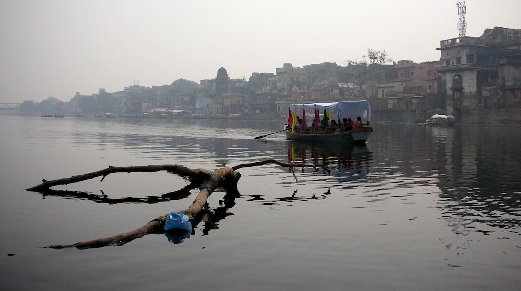 Boating on Yamuna river at Askunda Ghaat, Mathura.